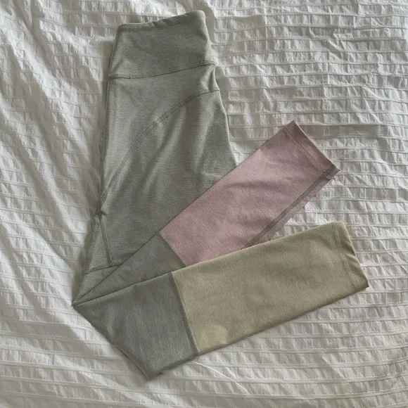 Outdoor Voices leggings - Picture 2 of 3